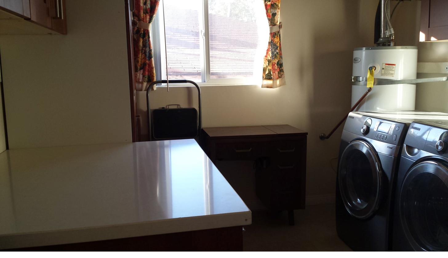 In-home washer dryer laundry room included student housing near CSULA